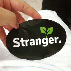 Pegatinas ecológicas personalizadas con logotipo, vinilo resistente a la intemperie resistente a los rayos UV, fuerte presencia de marca para fines decorativos - Product Image 3