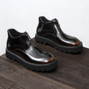 Botas de Piel de Oveja Marrón de Lujo por Encima de la Rodilla con Superficie Impermeable y Forro Antideslizante para Clima Frío y Uso Formal - Product Image 3