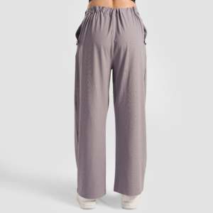 Pantalon décontracté Prism à taille haute et jambes larges, respirant, gris, avec fermeture élastique à la taille, style mi-taille - Product Image 3
