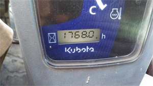 Cargadora Compacta de Orugas Kubota SVL75-2 de 2018 en Buen Estado, Pocas Horas de Uso, Lista para Enviar - Product Image 6