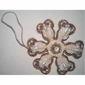 Decoración Navideña Bordada a Mano, Adorno Festivo de Lujo con Cuentas, Impresión UV Personalizada, Artesanía de Alta Calidad - Product Image 1