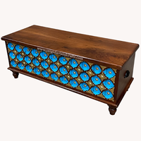 Coffre de rangement en bois d'acacia et de manguier antique, style rustique vintage, avec ferrures en laiton, meubles islamiques, coffre de rangement en bois, boîte, coffre