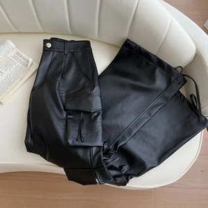 กางเกงคาร์โก้ทรงหลวมแฟชั่นใหม่สำหรับผู้หญิงกางเกงขายาวสีดำหนัง PU สไตล์ Y2K พังค์2024สำหรับผู้หญิงเสื้อผ้าดีไซน์เนอร์กางเกงผู้หญิงขากว้างแนวร็อคใหม่ - Product Image 5