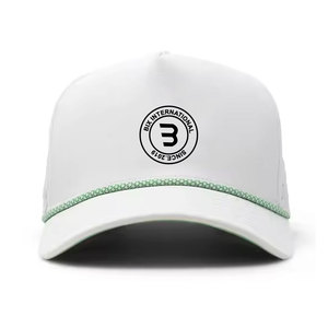 Casquette de golf de style sportif unisexe avec logo personnalisé OEM Snapback vintage en tissu imprimé de haute qualité pour hommes vêtements de rue imperméables - Product Image 1