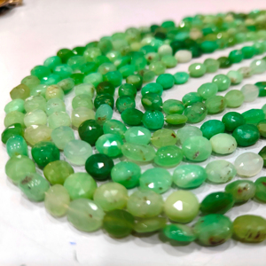 Cuentas de Briolette facetadas de crisoprasa Natural, cuentas de piedra preciosa verde de 7X9mm por hebra, 13 pulgadas de largo - Product Image 1