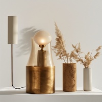 Fabriqué à la main moderne rustique en laiton lampe de table abat-jour en tissu blanc élégant décor à la maison Accent pour table de chevet éclairage de chevet Simple