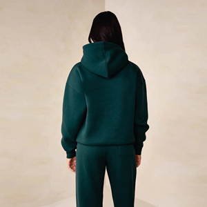 Conjunto de 2 piezas de moda informal de talla grande con logotipo personalizado, sudadera para correr, pantalones de chándal, chándal de algodón para mujer - Product Image 5