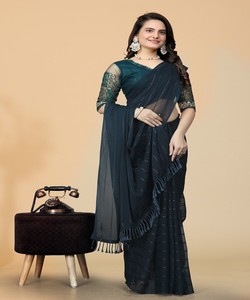 Kurti en coton imprimé floral de luxe pour femme: offrez-vous une broderie exquise en pierre travail à la main à volants Tussle Kurtis - Product Image 4