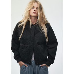 Blouson Bomber matelassé en duvet pour femme, vente en gros, logo personnalisé, vêtements d'extérieur d'hiver, vente chaude, dernier design, tendance, léger, chaud - Product Image 2
