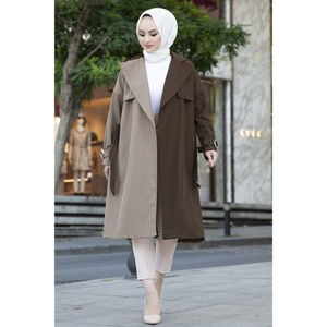 Manteau trench décontracté pour femme, bicolore, couleur beige, avec doublure en lin et fourrure de renard, disponible en longueur longue ou courte, modèle 100MD-10016 - Product Image 3