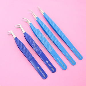 Pinzas de pestañas de punta de fibra curvada de alta calidad pinzas de volumen de aislamiento recto punta puntiaguda 45 pinzas de pestañas individuales de 90 grados - Product Image 1