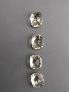 พลอยอะมีทิสต์สีเขียว 10x12 มม. ทรงคุชชั่นเจียระไนแบบเว้า - Product Image 3