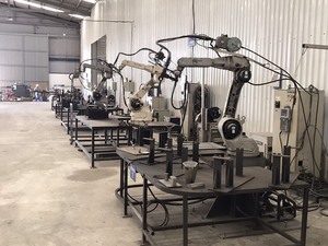 Plaques en acier au carbone laminées à chaud VN OEM, pièces de soudage robustes traitées par soudage à l'arc immergé pour équipements miniers - Product Image 4