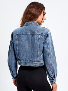 Meilleure vente Veste en jean en détresse de couleur bleue unie pour les femmes personnaliser à manches longues en tissu de coton veste d'hiver de style court - Product Image 2
