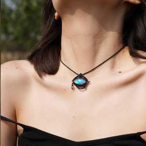 Collier macramé Labradorite fait main pendentif en cristal de guérison réglable bijoux Boho cadeau spirituel pour elle - Product Image 1