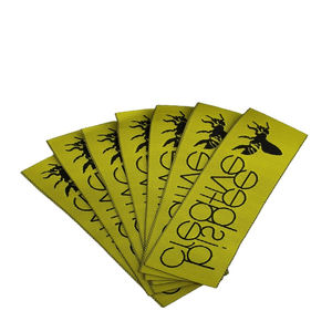 Etiqueta Tejida de Alta Densidad con Logotipo de Marca Personalizado al por Mayor, Etiqueta Tejida con Pliegue Central para Ropa de Mascotas, Etiquetas de Tela Damasco para Coser - Product Image 4