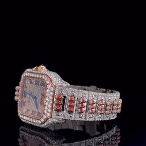 Reloj de pulsera de acero inoxidable único helado de dos tonos personalizado para hombre con esfera analógica cuadrada reloj de diamantes Moissanite con números romanos - Product Image 3