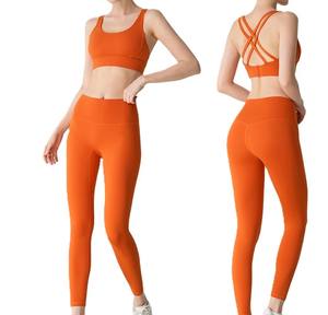 2024 personnalisé solide 2 pièces haut court ensemble Legging pour femmes grande taille vêtements de sport Fitness Yoga haut court Leggings - Product Image 3