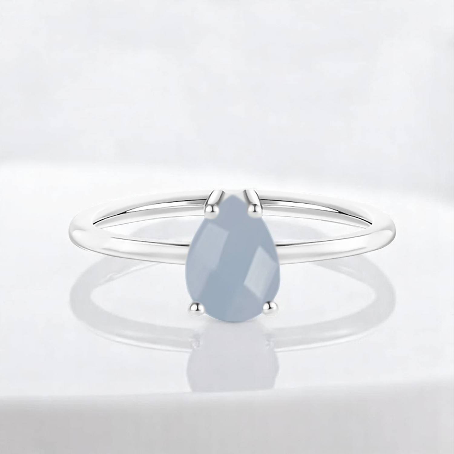 หินโมราสีฟ้า