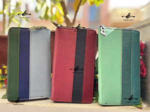 กระเป๋าสตางค์คลัตช์ของผู้หญิง,กระเป๋าคลัตช์ห้อยข้อมือหนังแท้มีสไตล์ - Product Image 5