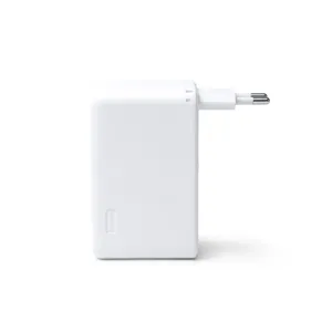 Adattatore da Viaggio Personalizzato Milvo, Gadget USB Promozionali per la Comodità in Movimento - Product Image 3