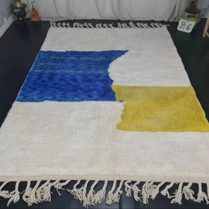 Tapis berbère marocain fait à la main en laine abstraite azilal fait à la main tapis en laine blanche et bleue tapis en laine de mouton - Product Image 6