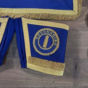 MASONIC REGALIA SET MASTER MASON <b>APRON</b> COLLAR CUFFS & GLOVES PAIR BLUE CP MADE - Product Image 3