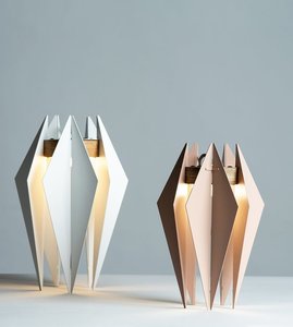 Lámpara de mesa de metal con forro redondo de latón AK en lámpara grande con acabado antiguo de latón para decoración de restaurante y Hotel - Product Image 4