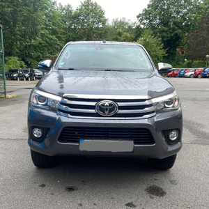 2018 para Toyota HiLux Aspire modelo usado con gasolina FWD tela Interior oscuro mano izquierda dirección automática caja de cambios R16 neumático Si - Product Image 1