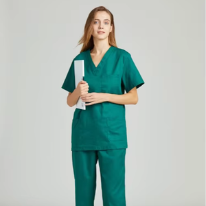 Ensemble de gommages médicaux doux pour femmes personnalisables Poly Rayon Spandex Jambe droite pour les infirmières et le personnel hospitalier du Vietnam - Product Image 1
