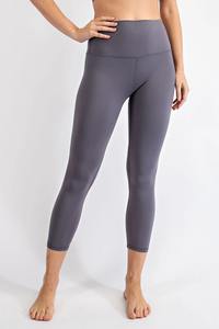 OEM Scrunch Butt Capri Leggings Para Mujeres Capri Longitud Sin Costuras Yoga Pantalones Cortos Que Absorbe La Humedad Ropa de Gimnasio Fabricante Personalizado - Product Image 6