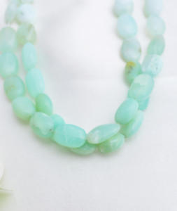 โอปอลสีน้ำเงินธรรมชาติทรงรีเรียบเนียนแบบไล่เฉดสี สำหรับทำเครื่องประดับชั้นดี - Product Image 3