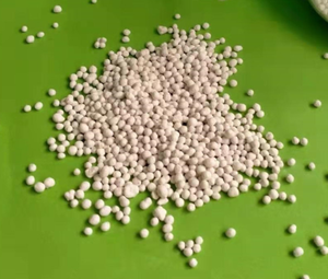 Engrais de haute qualité Nutrition des plantes Fourniture en gros en vrac pour l'agriculture, le jardinage et l'industrie de la production végétale - Product Image 1