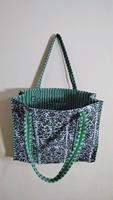 Sac fourre-tout en coton matelassé à motifs floraux pour femmes, accessoire de mode d'été avec une belle fleur imprimée, cadeau d'été pour elle