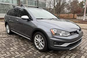 Volkswagen Golf Alltrack SE Turbo 4 cylindres AWD 2017 d'occasion en bon état, non modifiée - Product Image 2