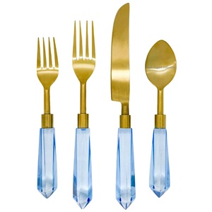 Juego de Cubiertos de metal con acabado dorado hecho a mano con mango de resina para juegos de cubiertos de mesa de hotel y restaurante - Product Image 4