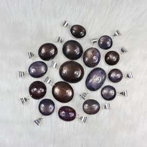 Collier pendentif pierre rubis étoile naturelle lisse poli à la main avec technologie d'incrustation de réglage de lunette - Product Image 3