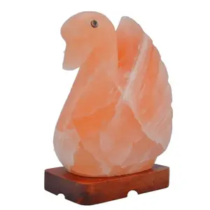 Lampe à sel en forme de canard rose en cristal de l'Himalaya Sculpté Matériau organique Style Feng Shui SE-1381 par Sian Enterprises - Product Image 4
