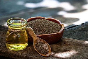 Aceite de Perilla Natural 100% grado cosmético prensado en frío de semillas forma líquida embalaje a granel 25kgs 180kgs - Product Image 3