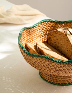 Cesta de fruta de pedestal de ratán natural, cuenco de mimbre tejido a mano con ribete verde para decoración de cocina y comedor - Product Image 4