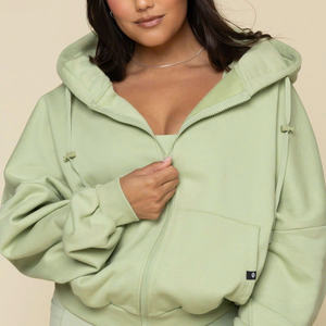 Sweat à capuche avec logo personnalisé pour femmes avec broderie 3D Tissu polaire OEM Style Streetwear doux directement du fournisseur - Product Image 4