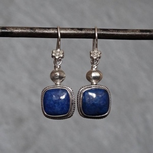 Nouvelle Arrivée Fine 925 Sterling Silver Drop Boucles D'oreilles Vintage Style Carré Forme Lapis Lazuli Gemme Plaqué Or - Product Image 1