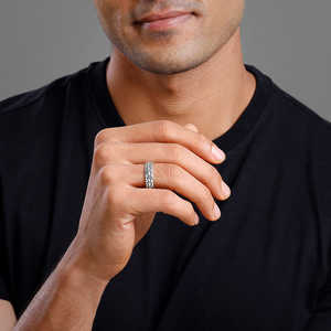 แหวนเงินอ็อกซิไดซ์ทันสมัยแนววินเทจแบบคลาสสิกสำหรับเขาชุบโรเดียมที่หนีบเป็นก้อนเปิดฟรีไซส์ซิงค์อัลลอย - Product Image 3