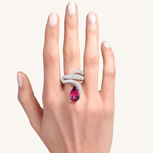 Luxury Women's 18K <b>Gold</b> Garnet <b>Cocktail</b> <b>Ring</b> Pear Cut Pave Setting Engagement Style - Product Image 3