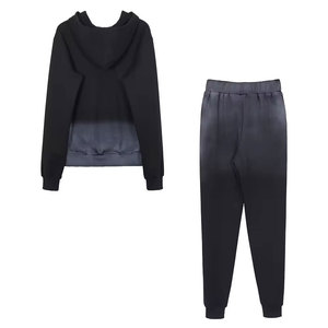 Conjunto de Sudadera con Capucha y Pantalones Deportivos de Invierno, Talla Grande, Cierre Completo, Estampado Sólido con Pedrería, Manga Larga, Estilo Casual - Product Image 2