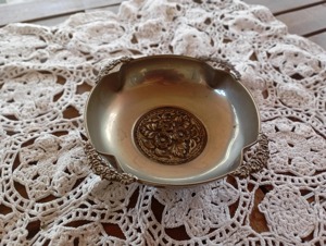 Tazón de Servir Estilo Vintage, Vajilla Elegante, Perfecto para Cenas en Casa, Recepciones y Fiestas, Procedente de la India - Product Image 2