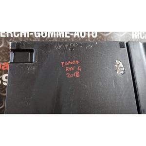 Tapis de coffre pour Toyota Rav4 (18>) 58410-42050 - Product Image 6