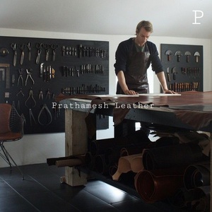 Material de cuero Premium Patrón terminado Exportación de alta calidad Tendencia Todo tipo Material de cuero 2024 Venta al por mayor Disponible ahora - Product Image 5