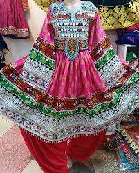 2025 Robe traditionnelle de style bohème afghan faite à la main en couleur rouge et argent pour femmes en usine fournisseur direct 2025 - Product Image 2