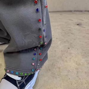 Pantalon de jogging pour homme en tissu doux avec strass fabriqué au Pakistan, taille élastique, style streetwear tendance - Product Image 5